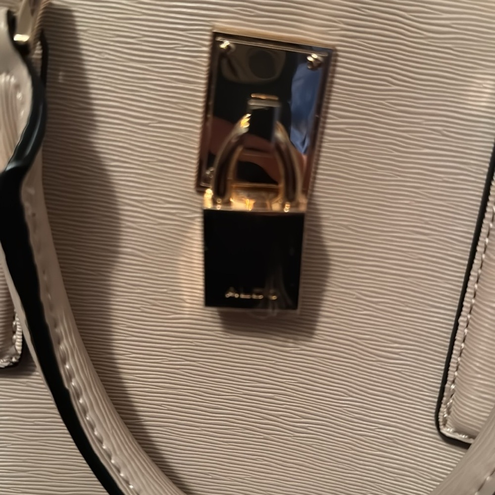Aldo Areawiell Crossbody Bag Size OS Color Beige Gold - Picture 8 of 16